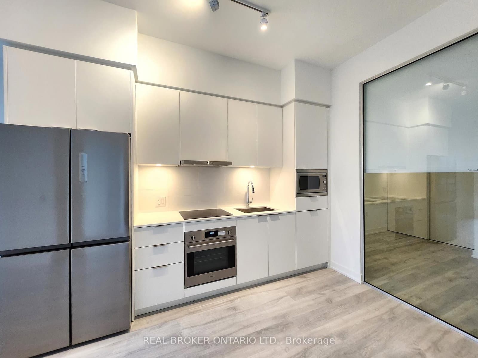 7 Golden Lion Heights, Unit N625 - Image 2