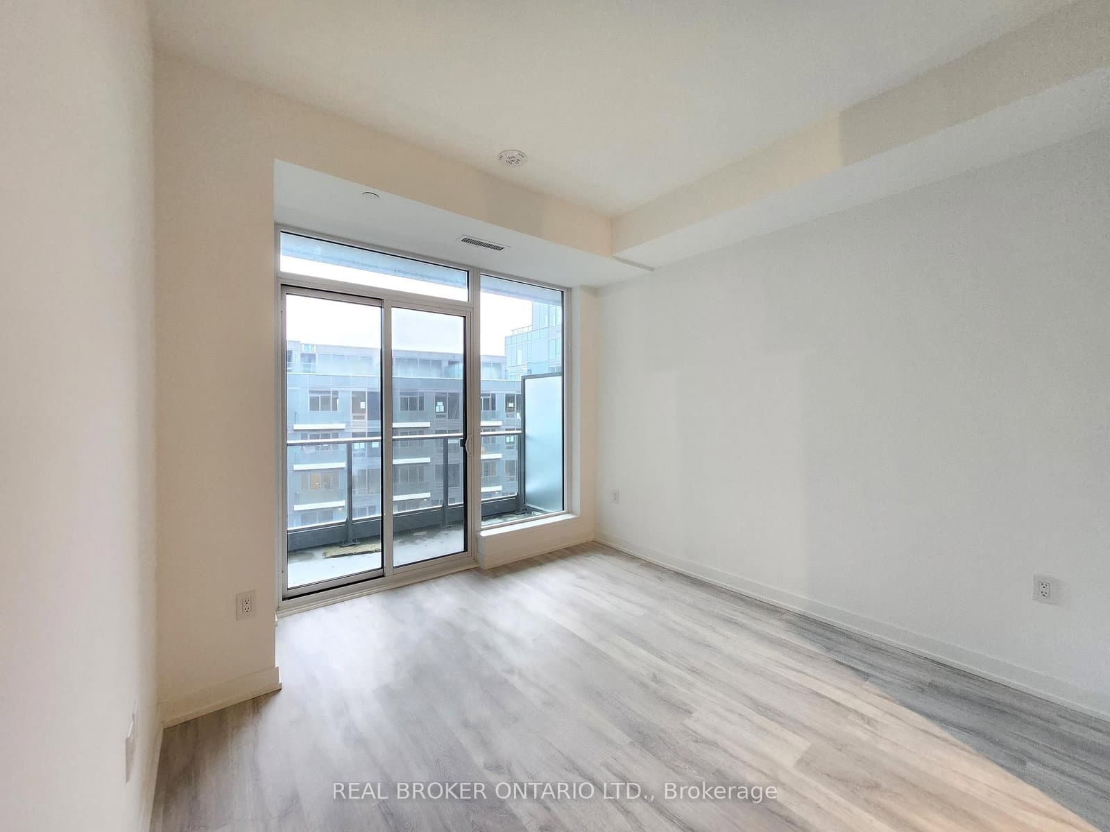7 Golden Lion Heights, Unit N625 - Image 6
