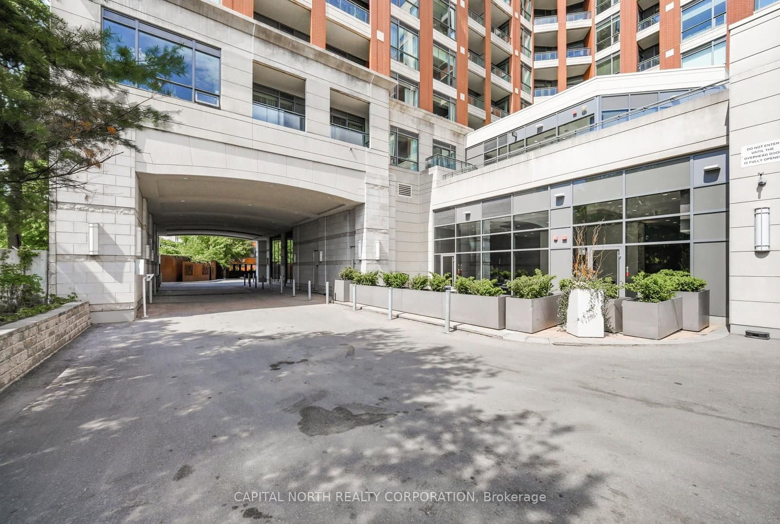 23 Glebe Road W, Unit 804 - Image 2