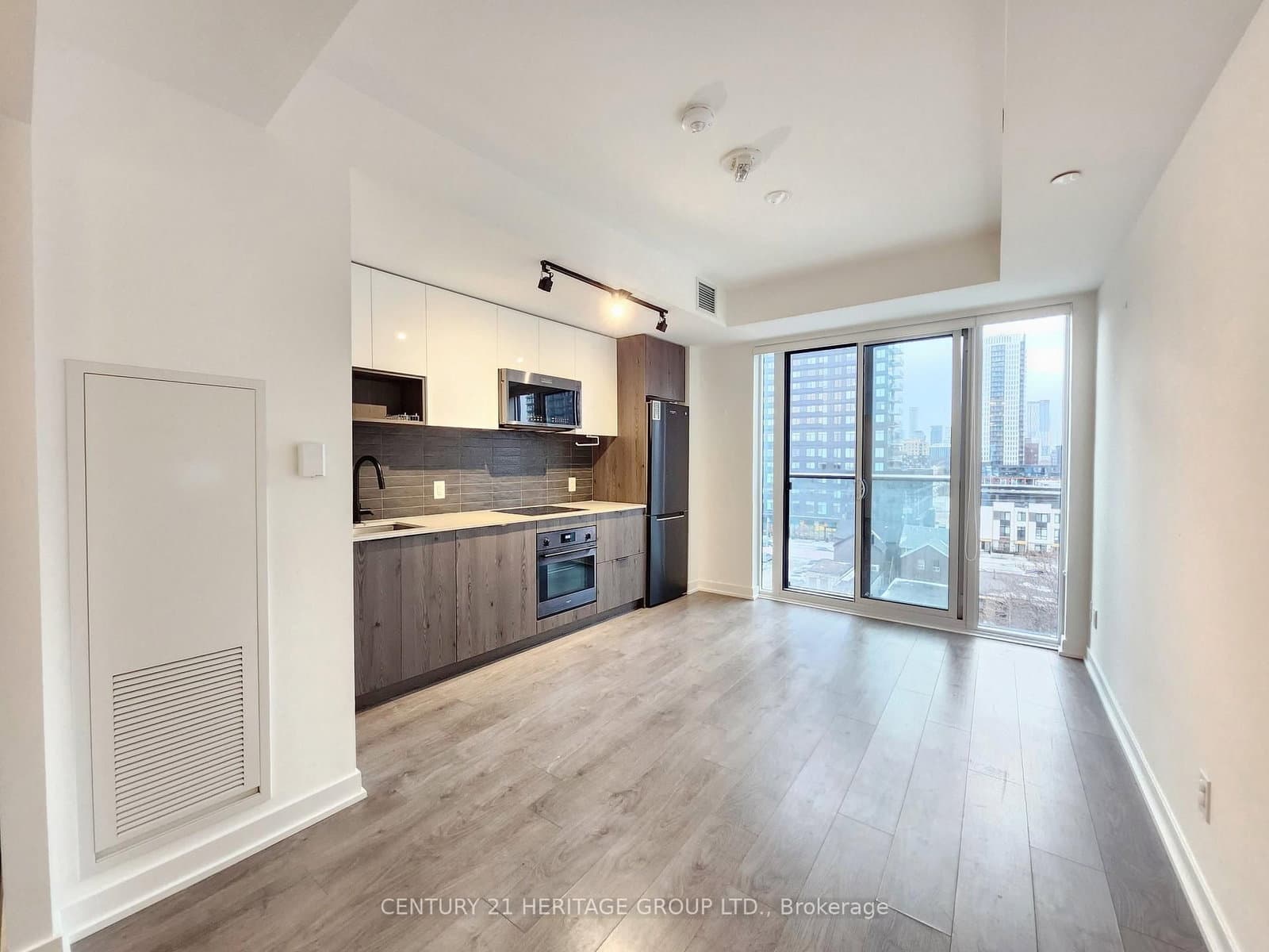 5 Defries Street, Unit 619 - Image 2