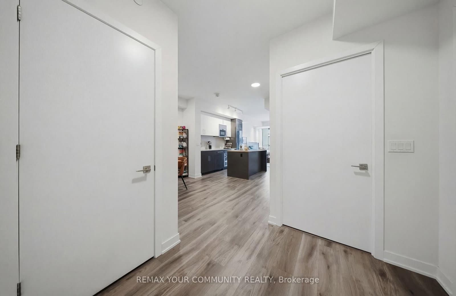 840 St Clair Avenue W, Unit 515 - Image 4