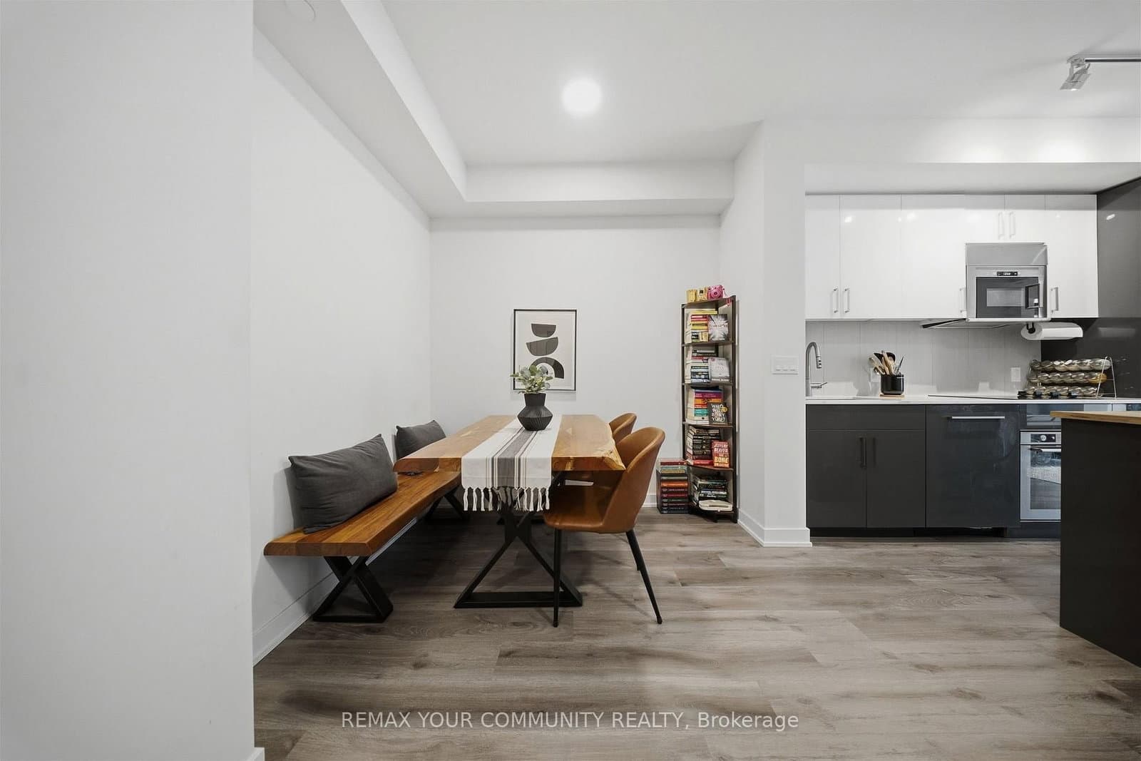 840 St Clair Avenue W, Unit 515 - Image 5