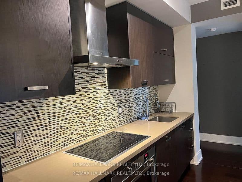 560 Front Street W, Unit 428 - Image 3