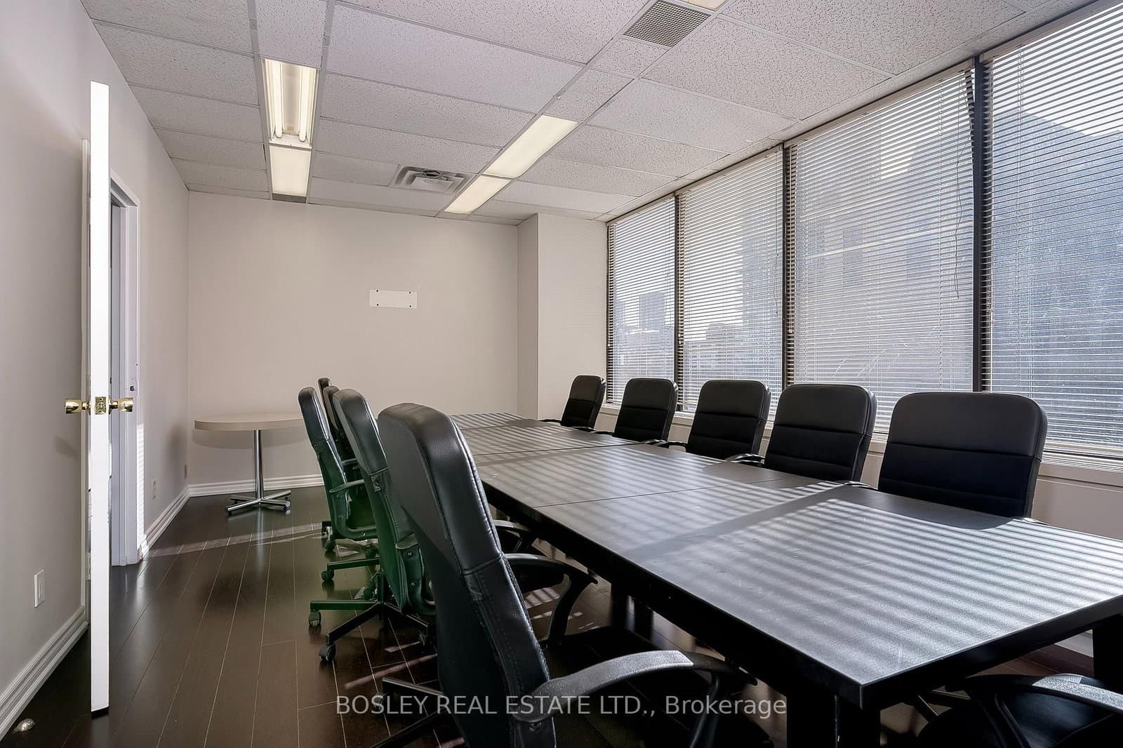 920 Yonge Street, Unit 800 - Image 6