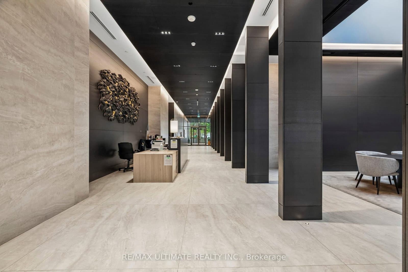 2221 Yonge Street, Unit 3905 - Image 3