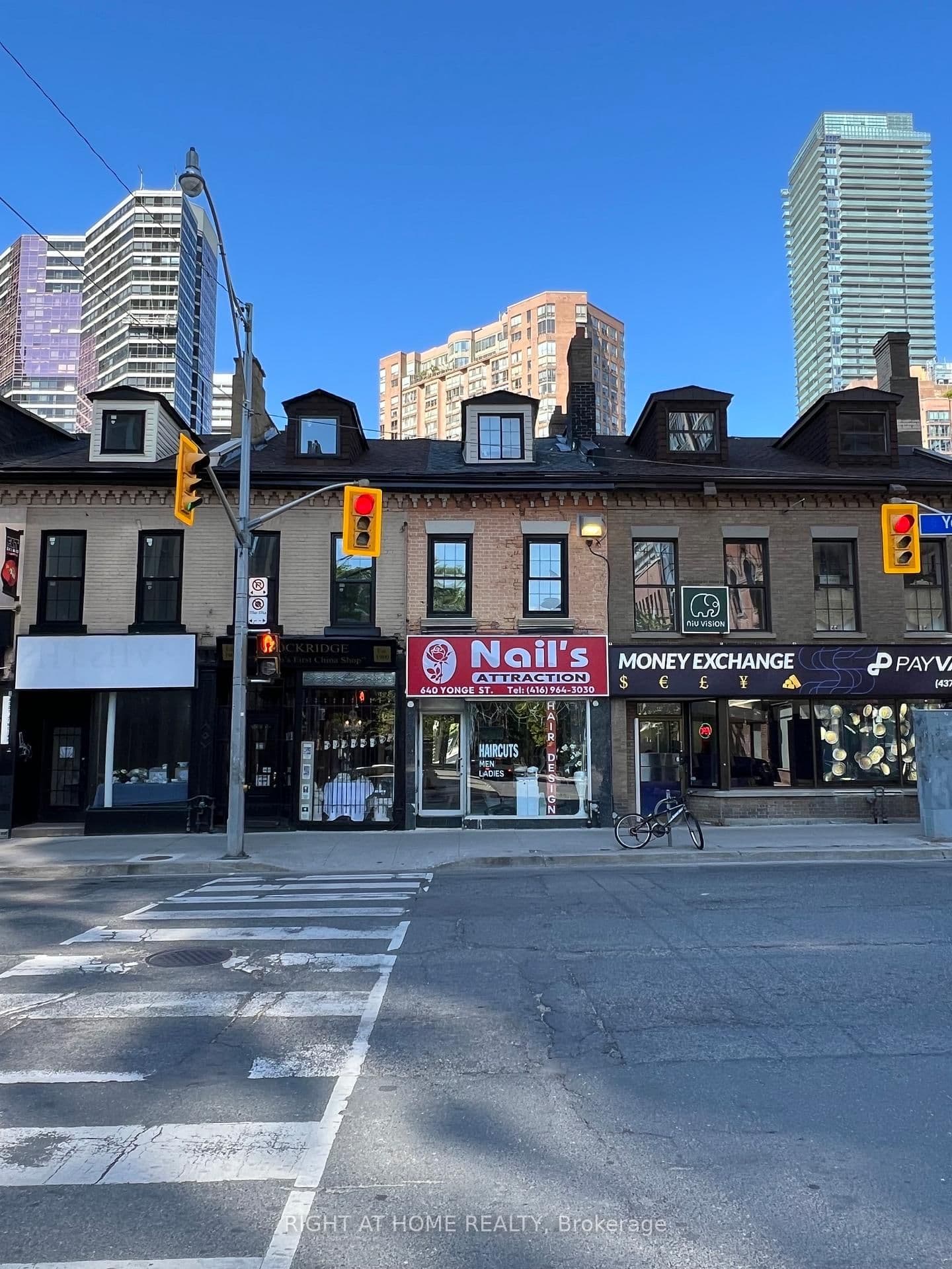 640 Yonge Street - Image 2