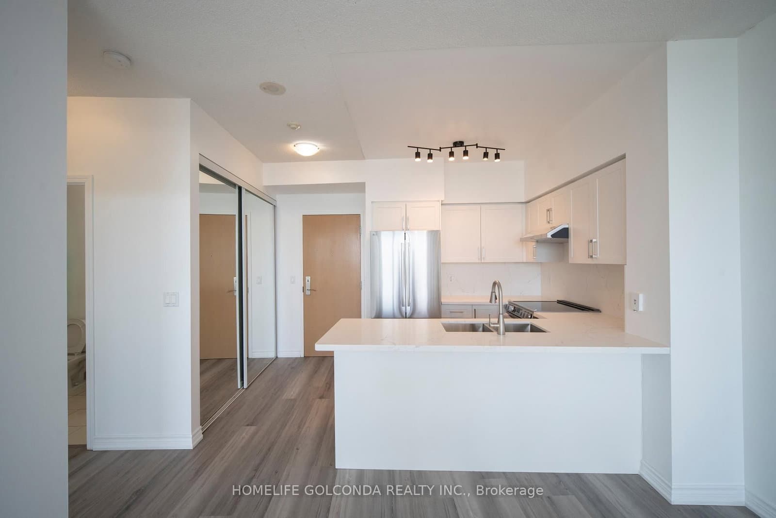 509 Beecroft Road, Unit 1106 - Image 6