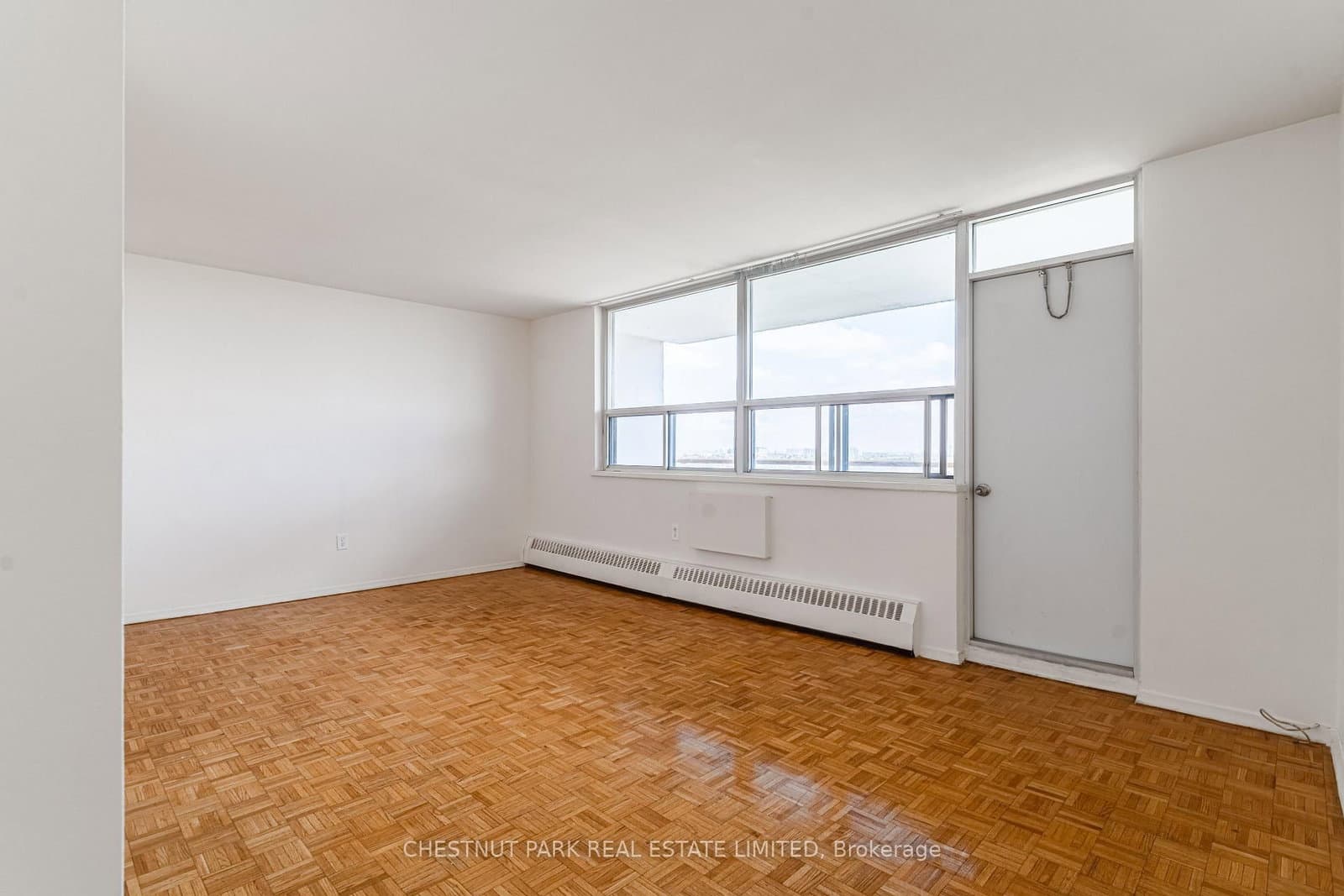40 Godstone Road, Unit 1507 - Image 4