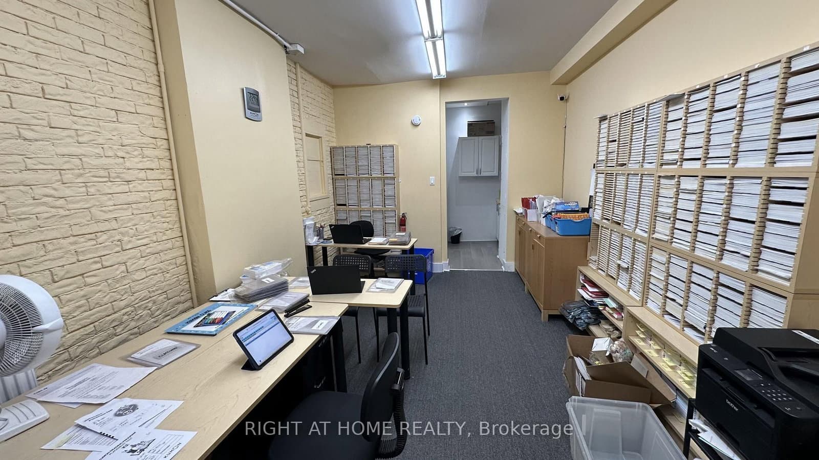 194A Carlton Street - Image 5