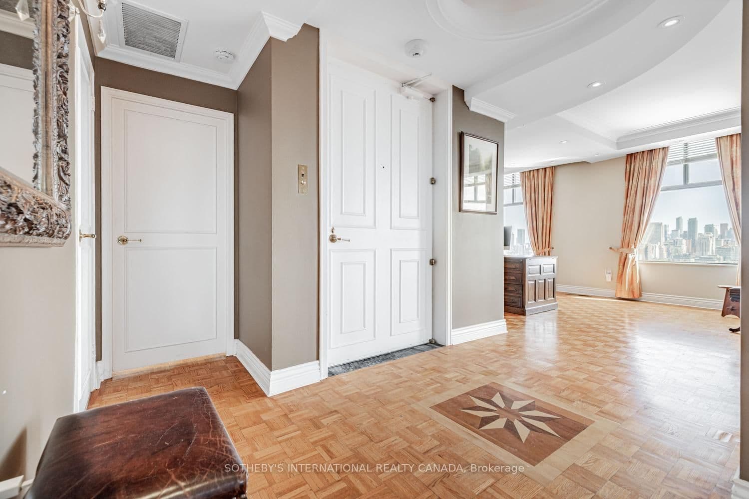 423 Avenue Road, Unit 13 - Image 2