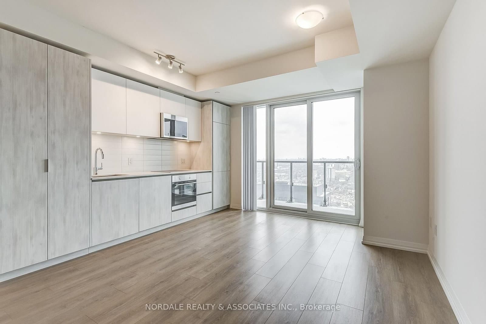28 Widmer Street, Unit 3127 - Image 3