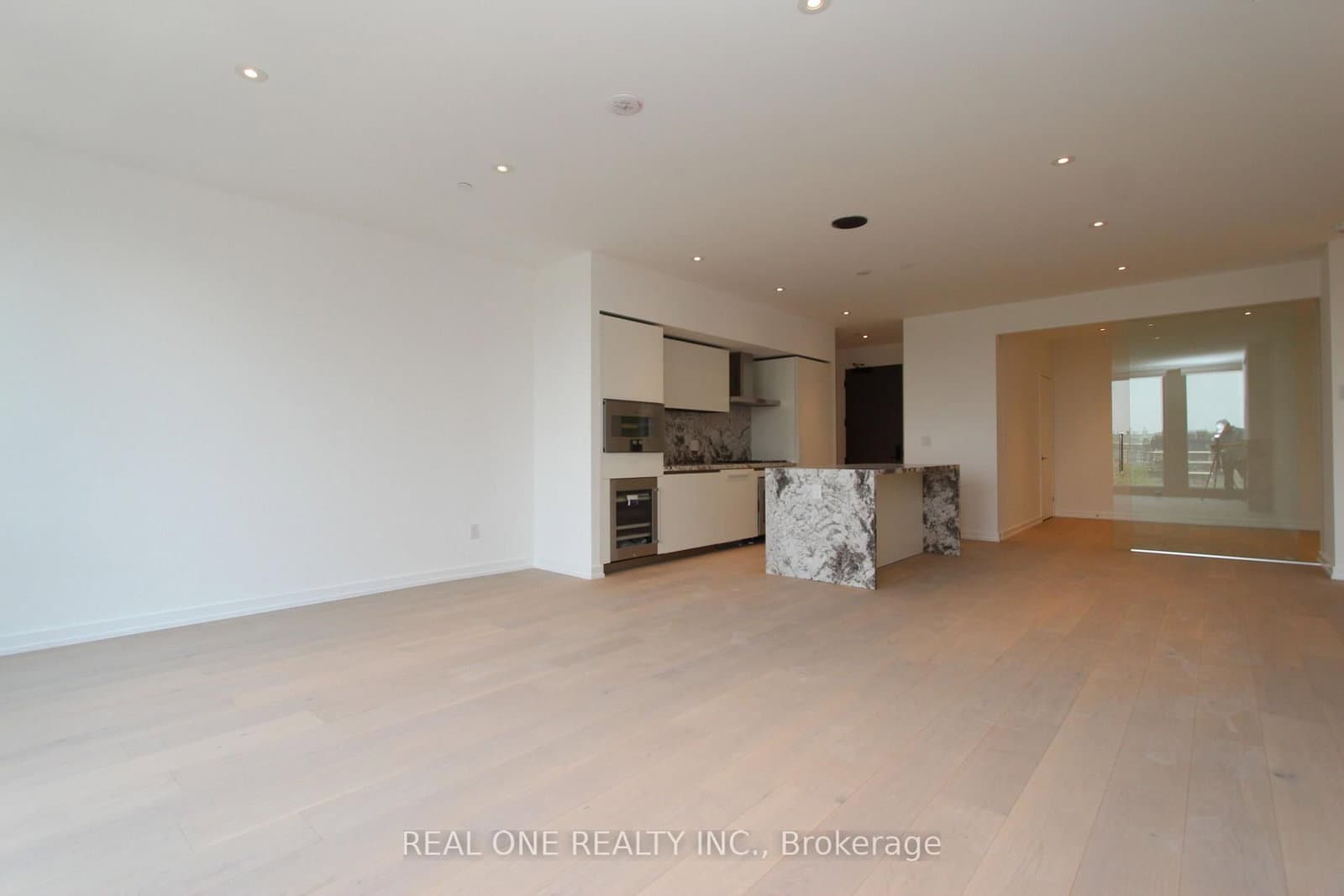 1315 Bay Street, Unit 804 - Image 6
