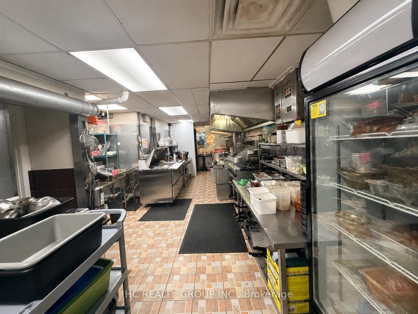 414 Dundas Street W - Image 6