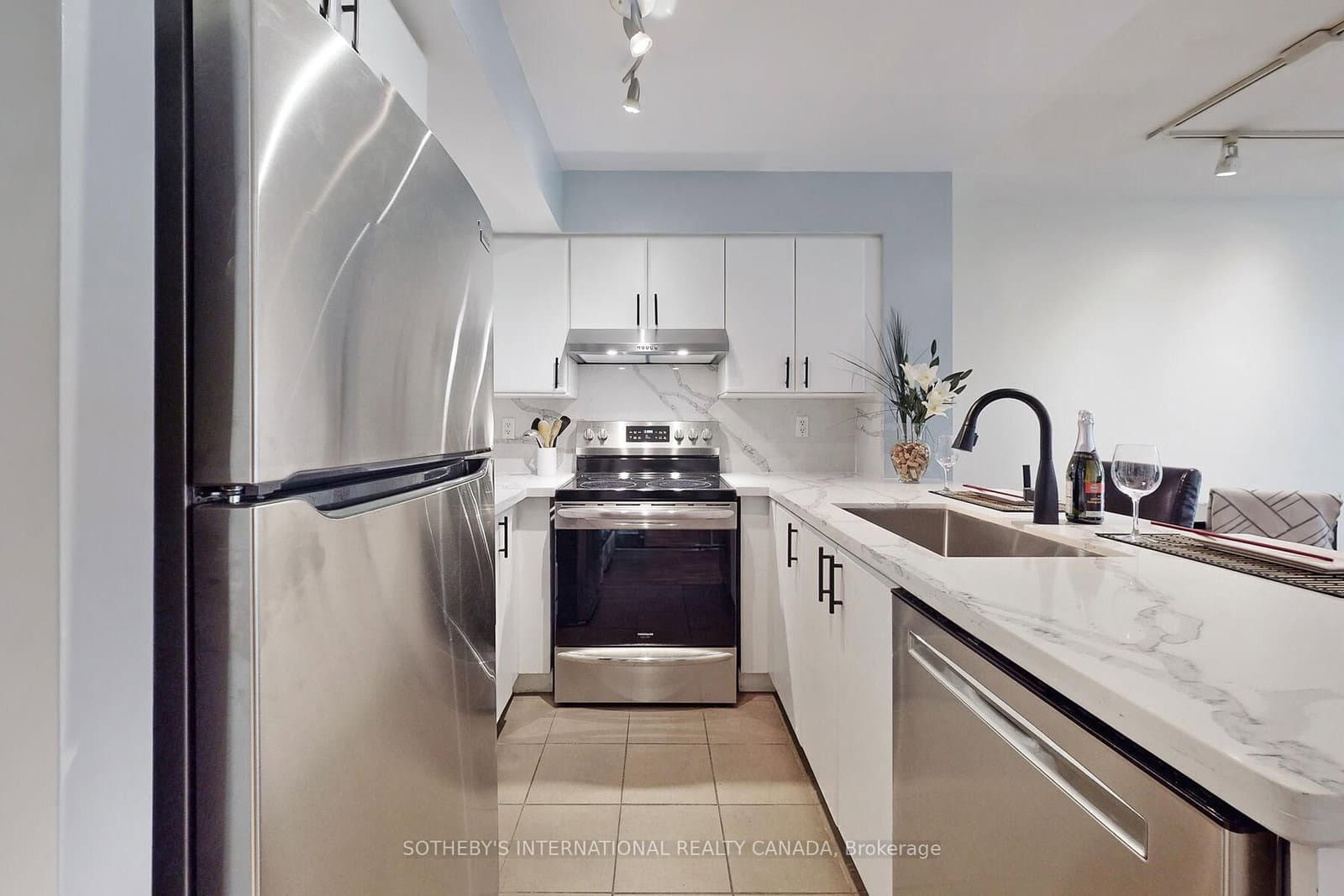 230 King Street E, Unit 410 - Image 6