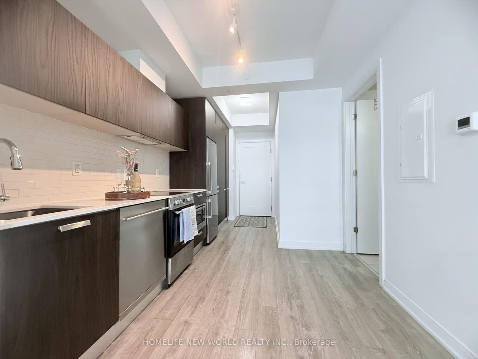 50 Charles Street E, Unit 4506 - Image 4