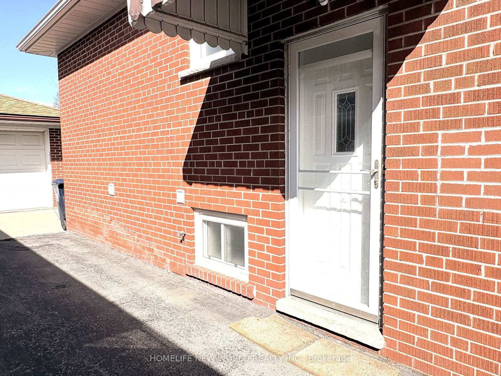 98 Newton Drive, Unit Basement - Image 1