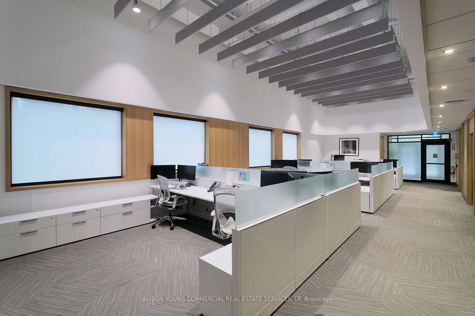 75 Huntley Street - Image 3