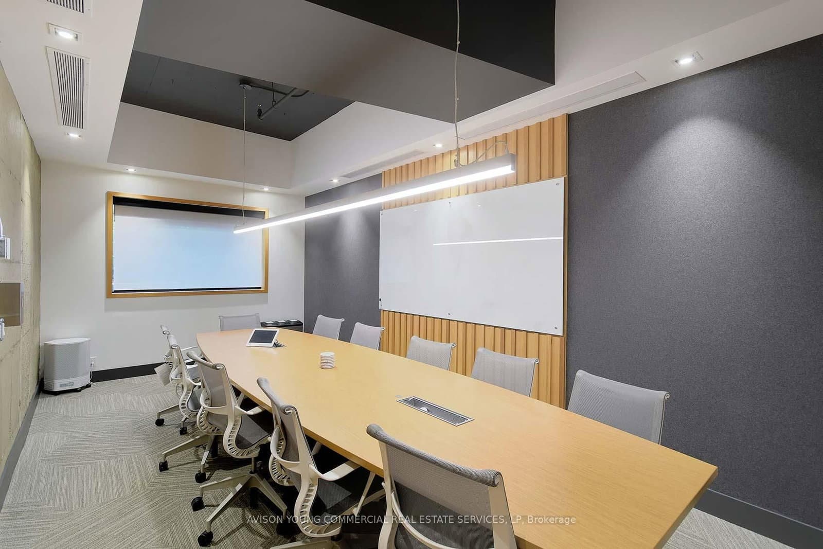 75 Huntley Street - Image 5
