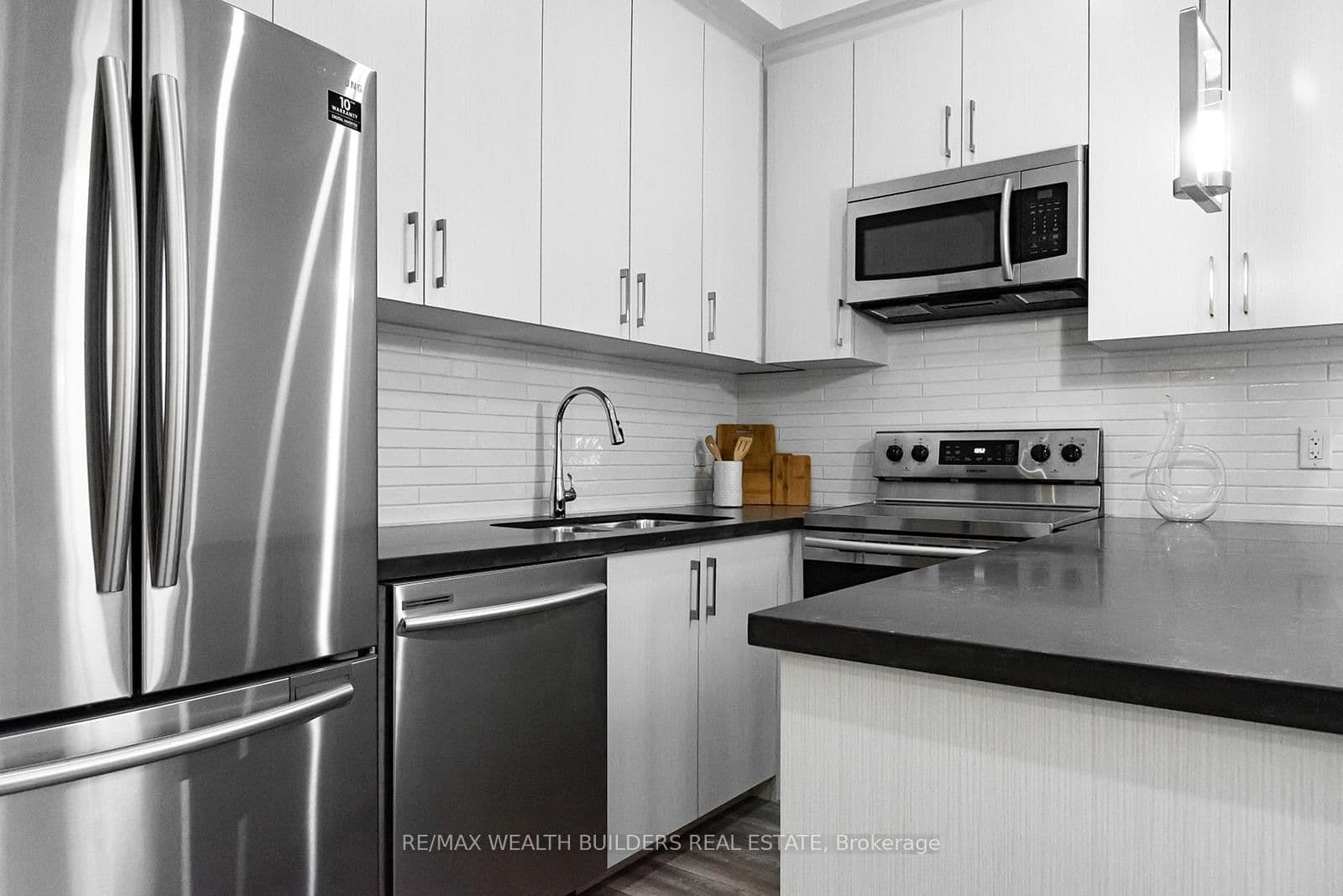 217 Jarvis Street, Unit 1 - Image 2