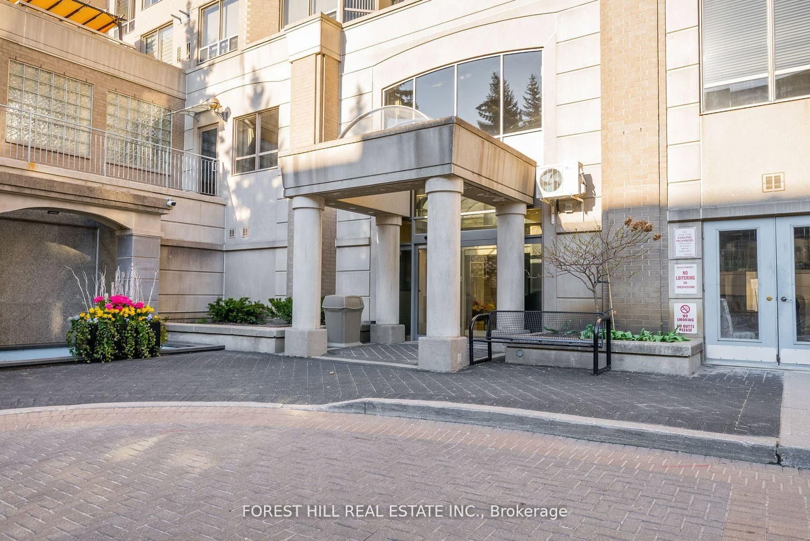 5418 Yonge Street, Unit 902 - Image 1