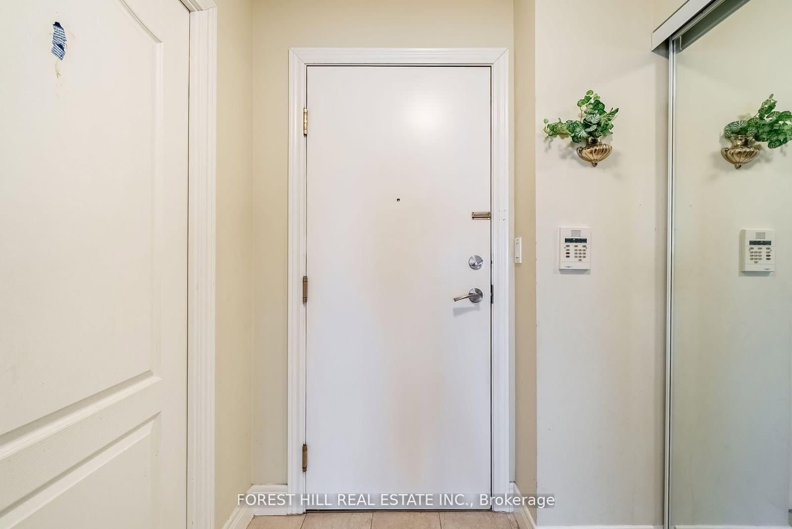 5418 Yonge Street, Unit 902 - Image 3