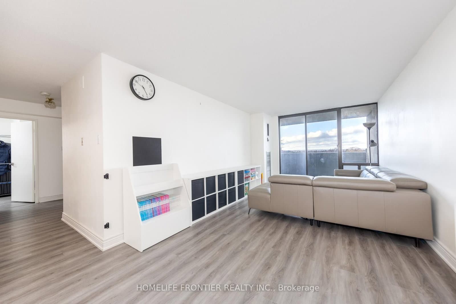 10 Tangreen Court, Unit 608 - Image 4