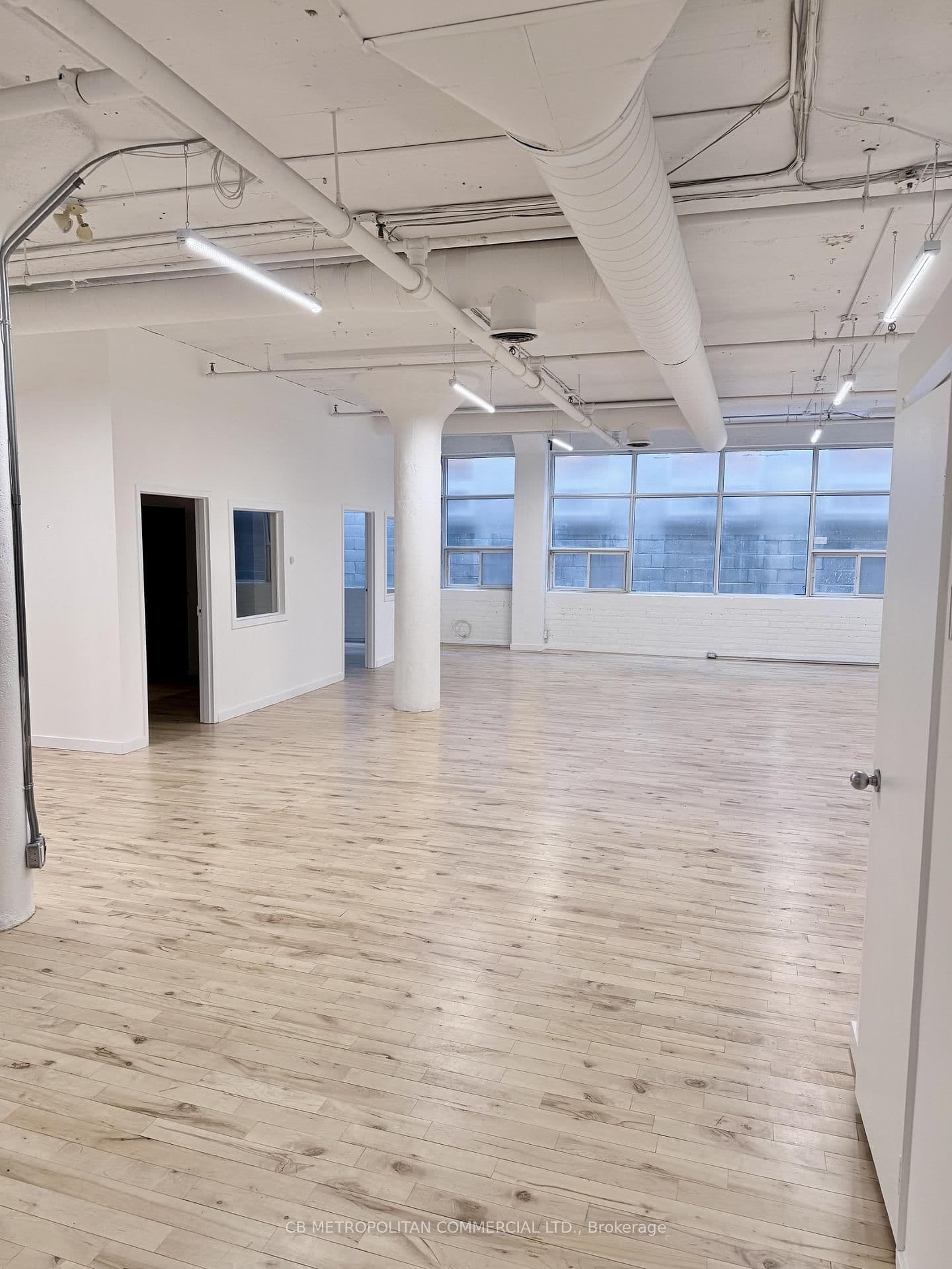 626 King Street W, Unit 202 - Image 4