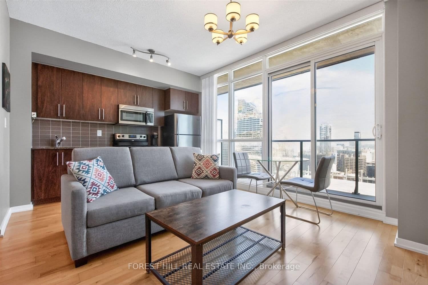 65 Bremner Boulevard, Unit 4607 - Image 4