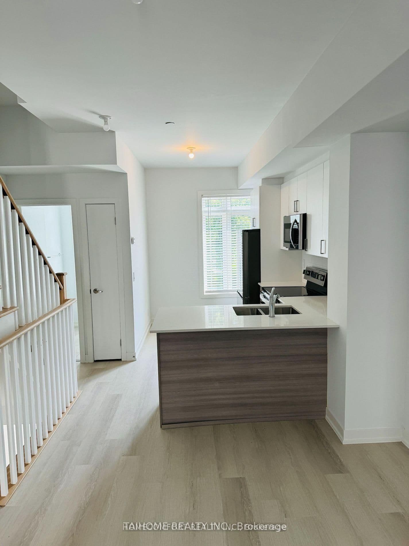 64A Tisdale Avenue - Image 4