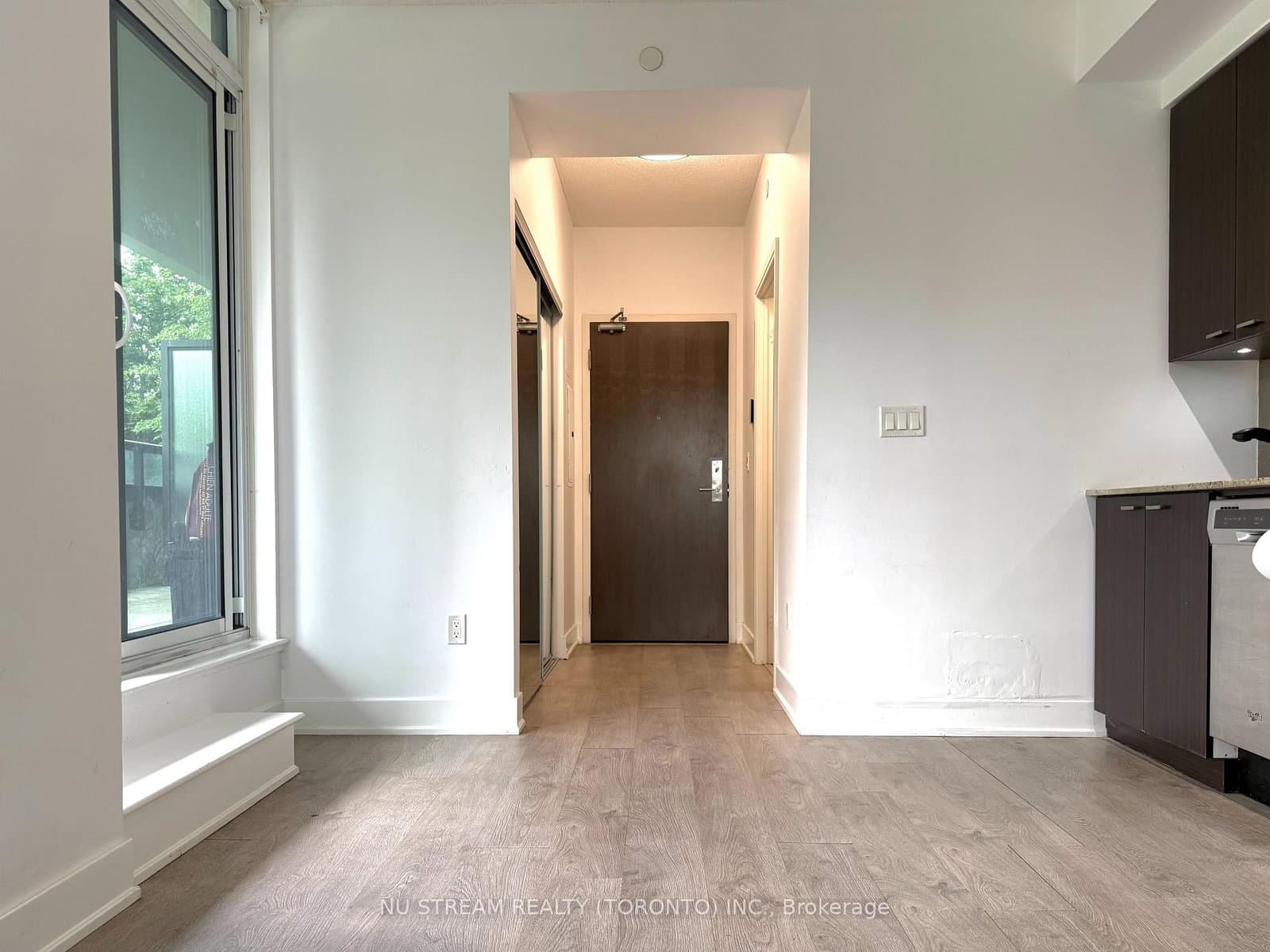 88 Sheppard Avenue E, Unit 211 - Image 5