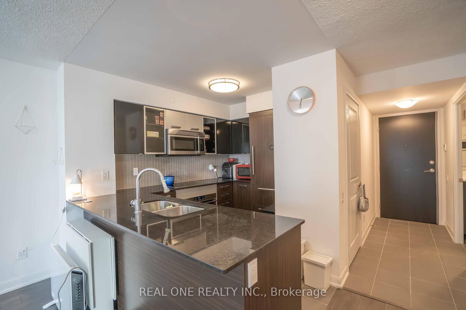5168 Yonge Street, Unit 1107 - Image 4
