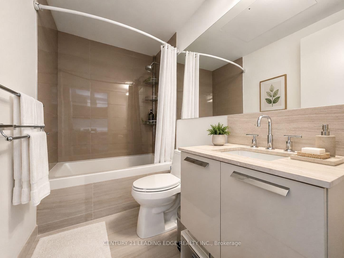 50 Charles Street E, Unit 3906 - Image 3