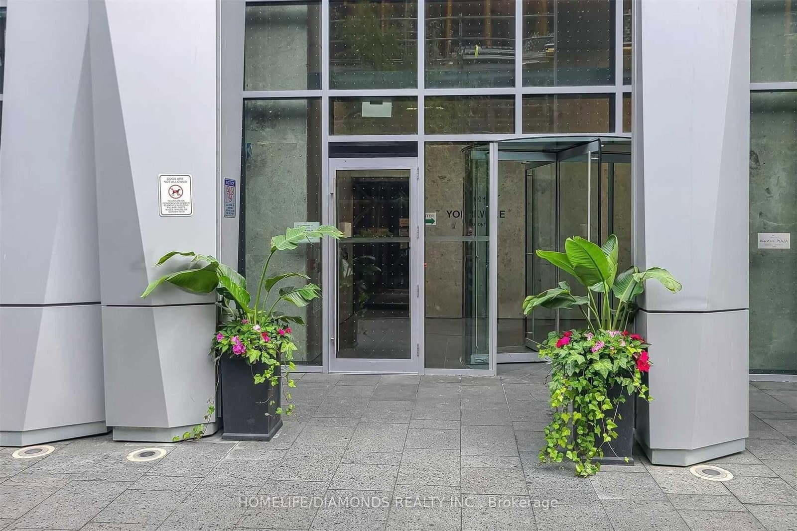 1 Yorkville Avenue, Unit 3302 - Image 3