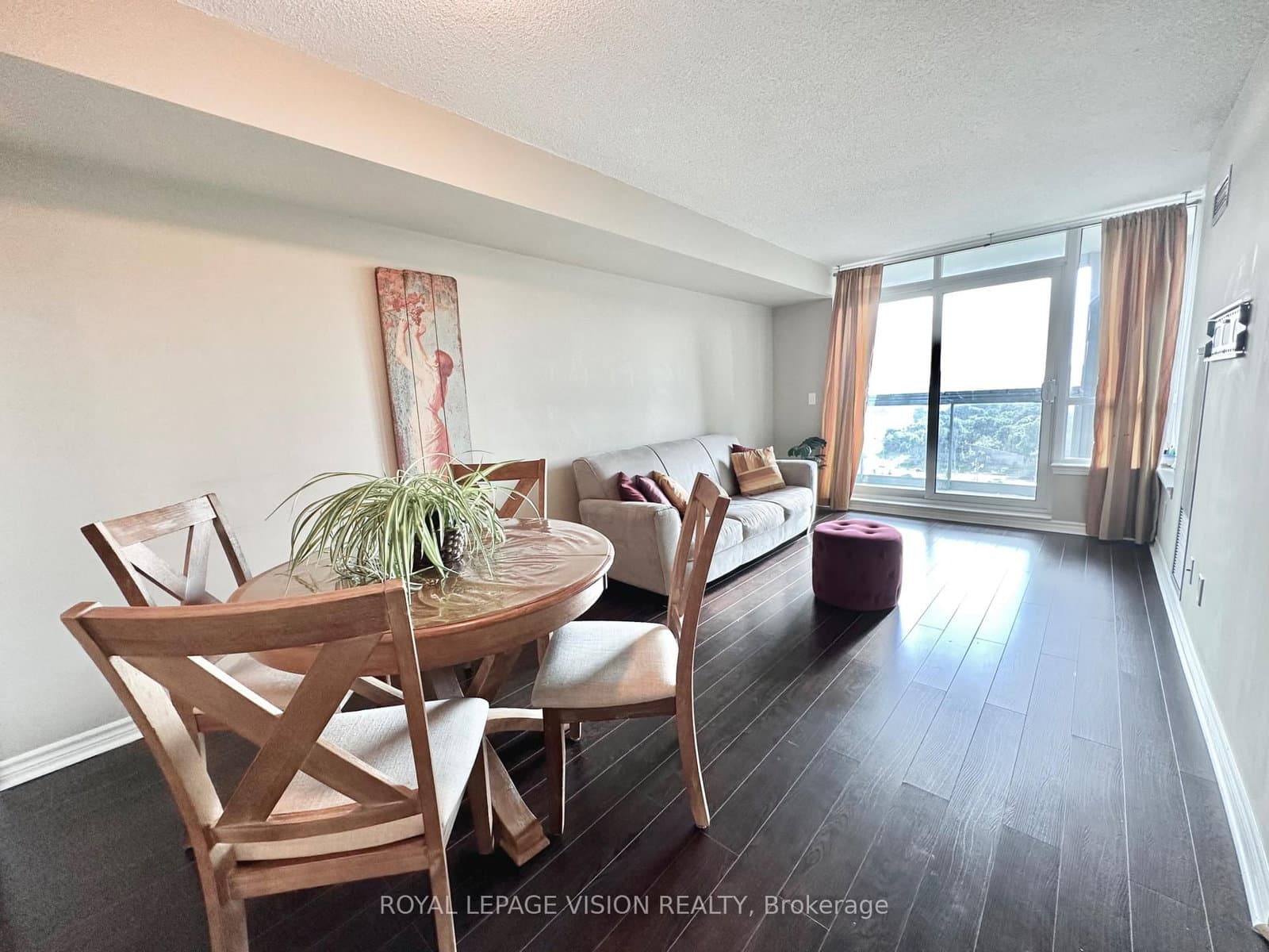 17 Barberry Place, Unit 1112 - Image 2