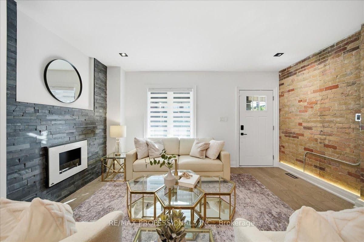777 Dufferin Street - Image 5