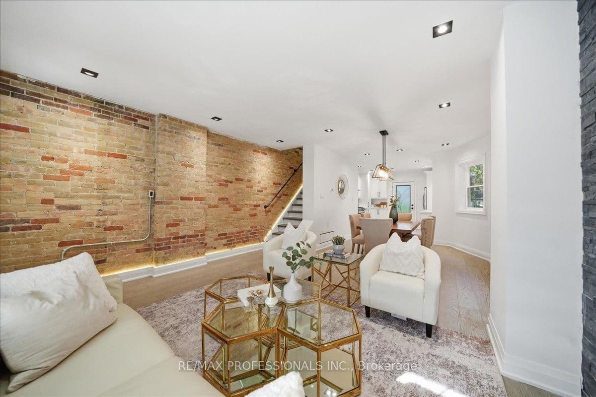 777 Dufferin Street - Image 6