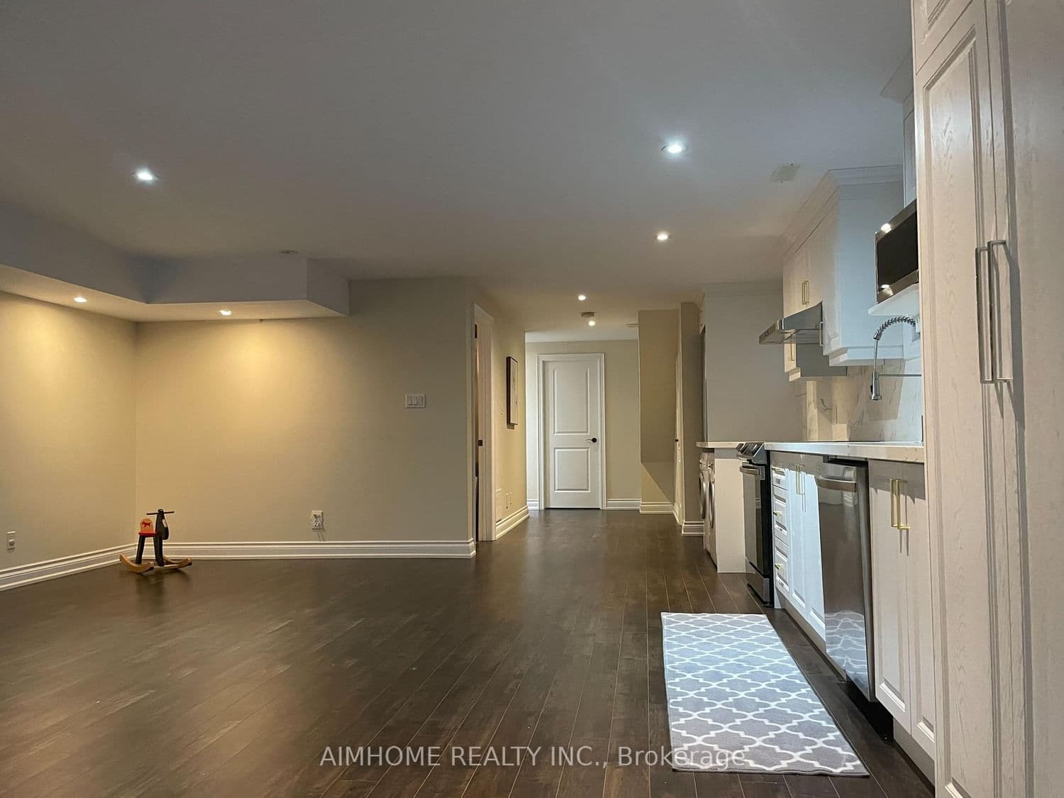 10 Hoyle Avenue - Image 6