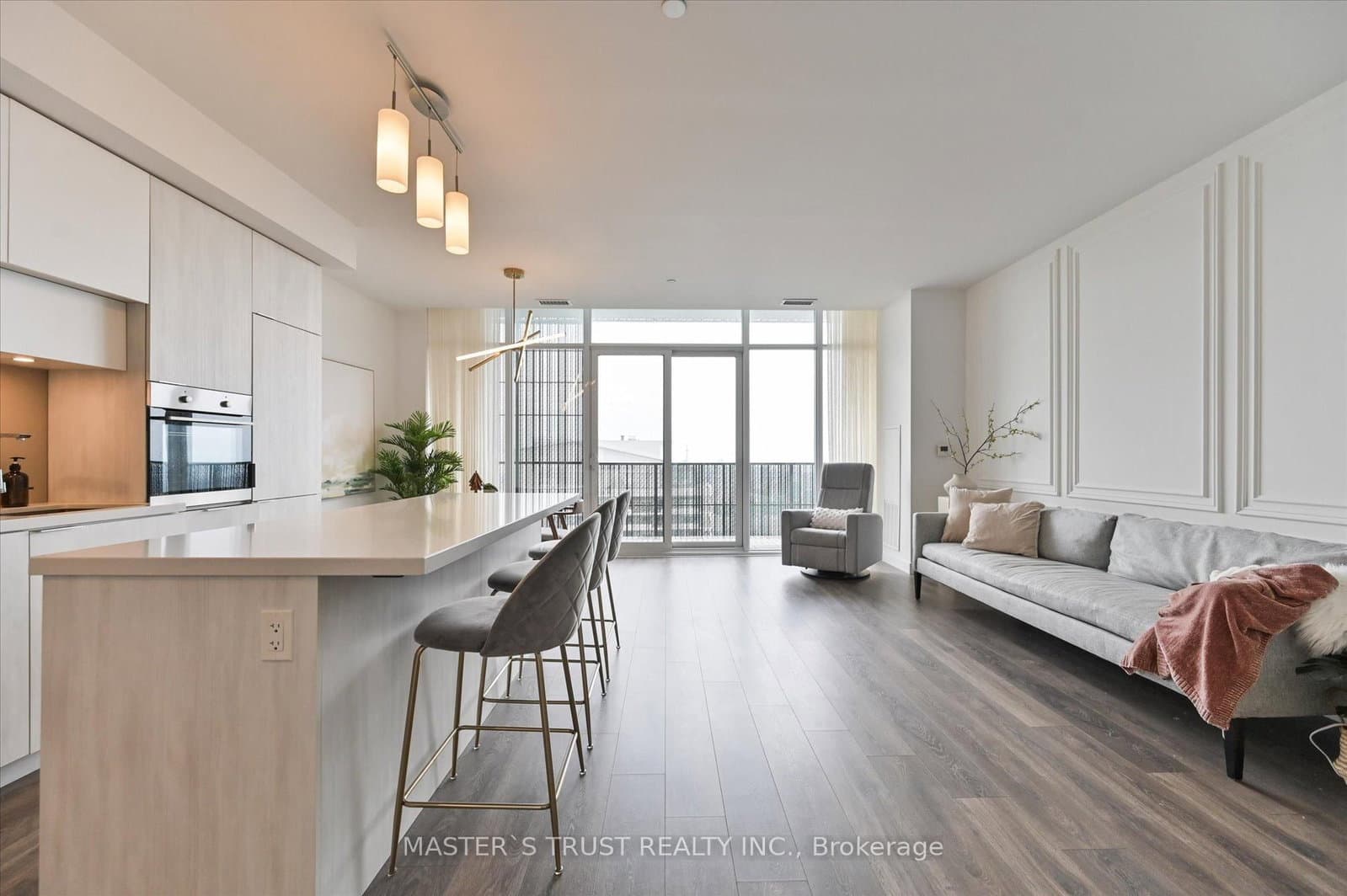 8 Eglinton Avenue E, Unit PH5801 - Image 5