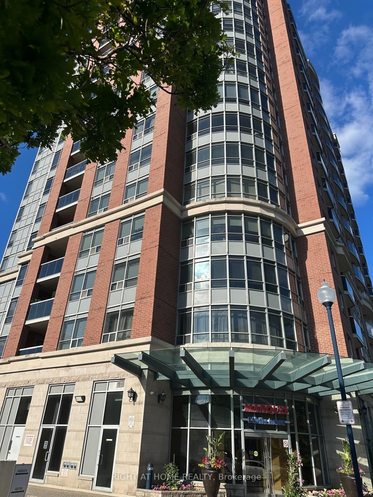 #201 - 8 Mckee Avenue