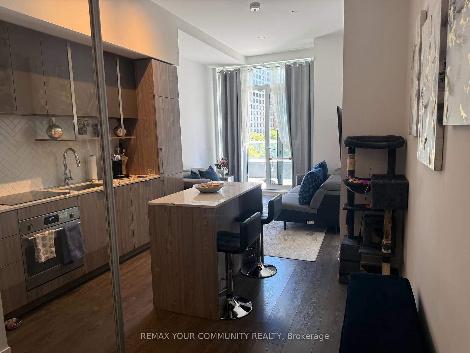 15 Holmes Avenue, Unit 401 - Image 3