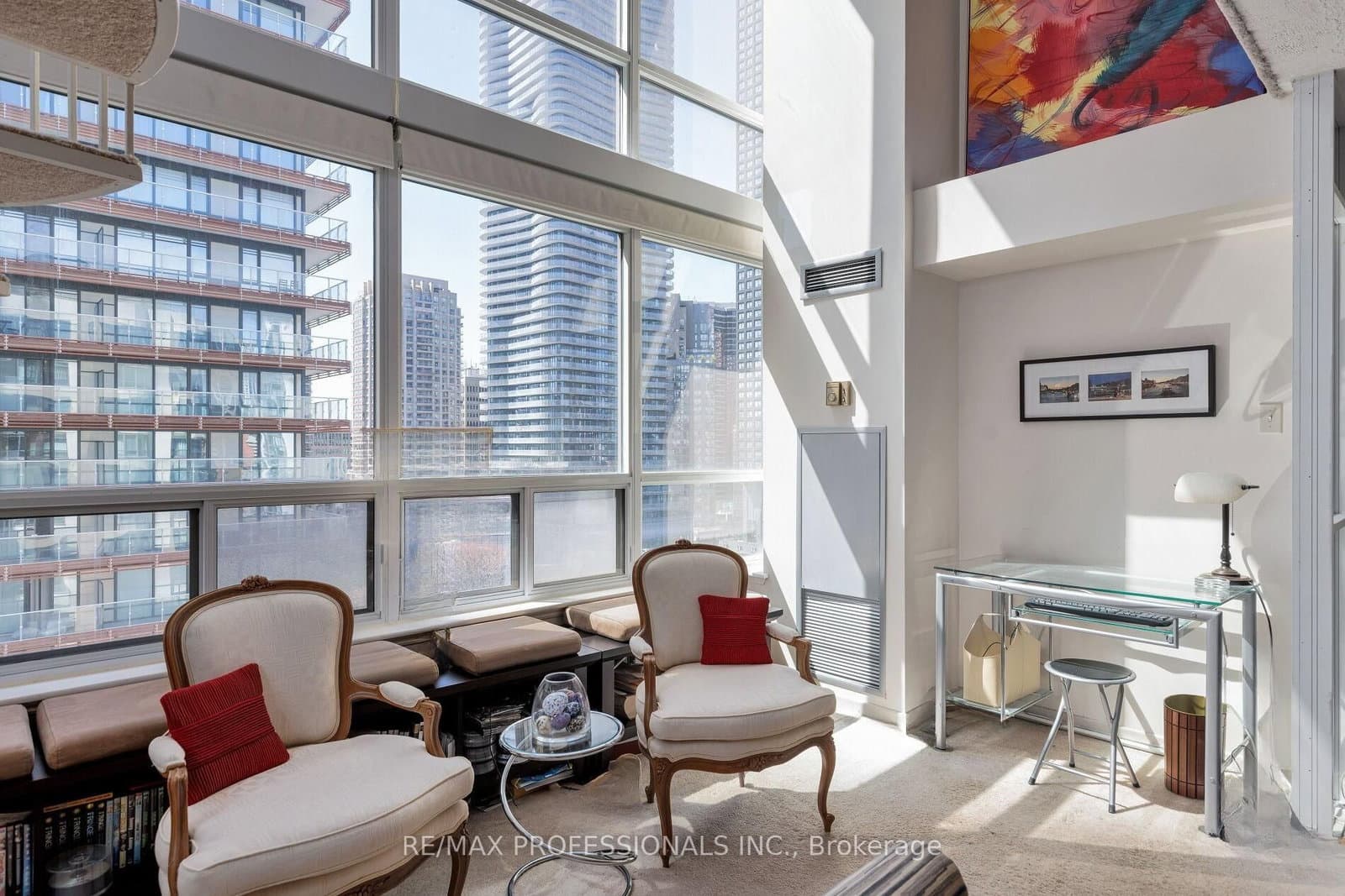 25 Maitland Street, Unit 1506 - Image 2