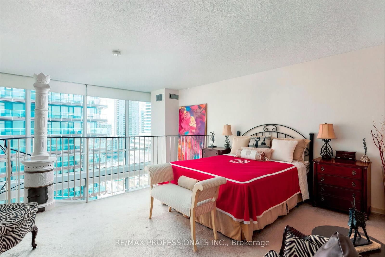 25 Maitland Street, Unit 1506 - Image 3