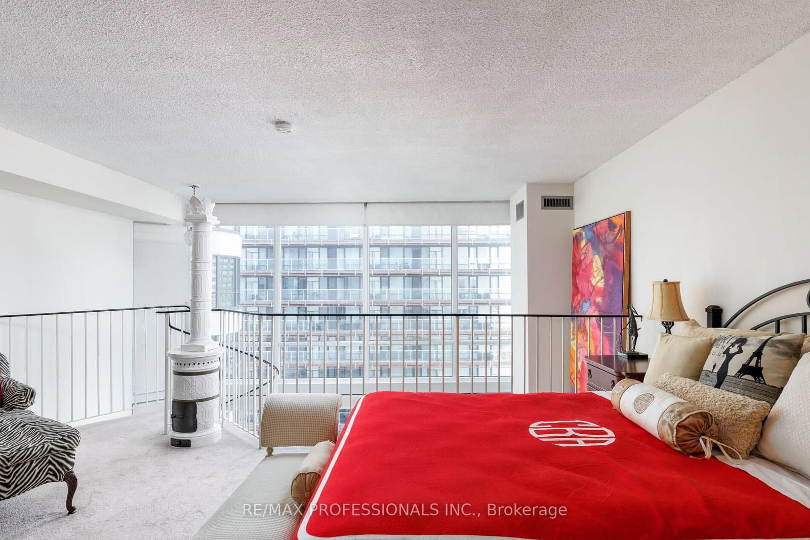 25 Maitland Street, Unit 1506 - Image 4