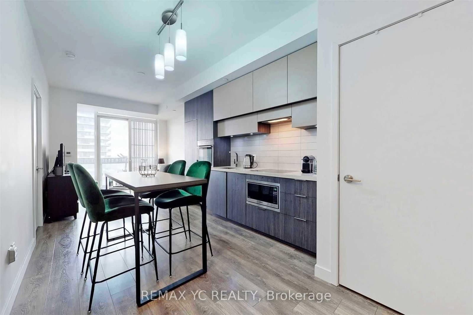 8 Eglinton Avenue E, Unit 2212 - Image 3
