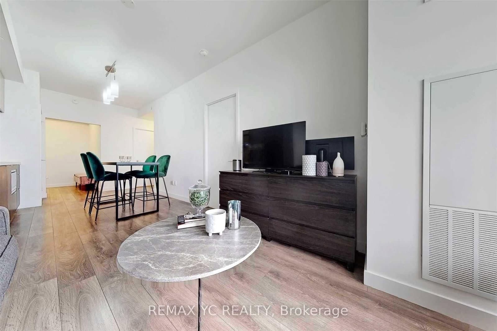 8 Eglinton Avenue E, Unit 2212 - Image 4
