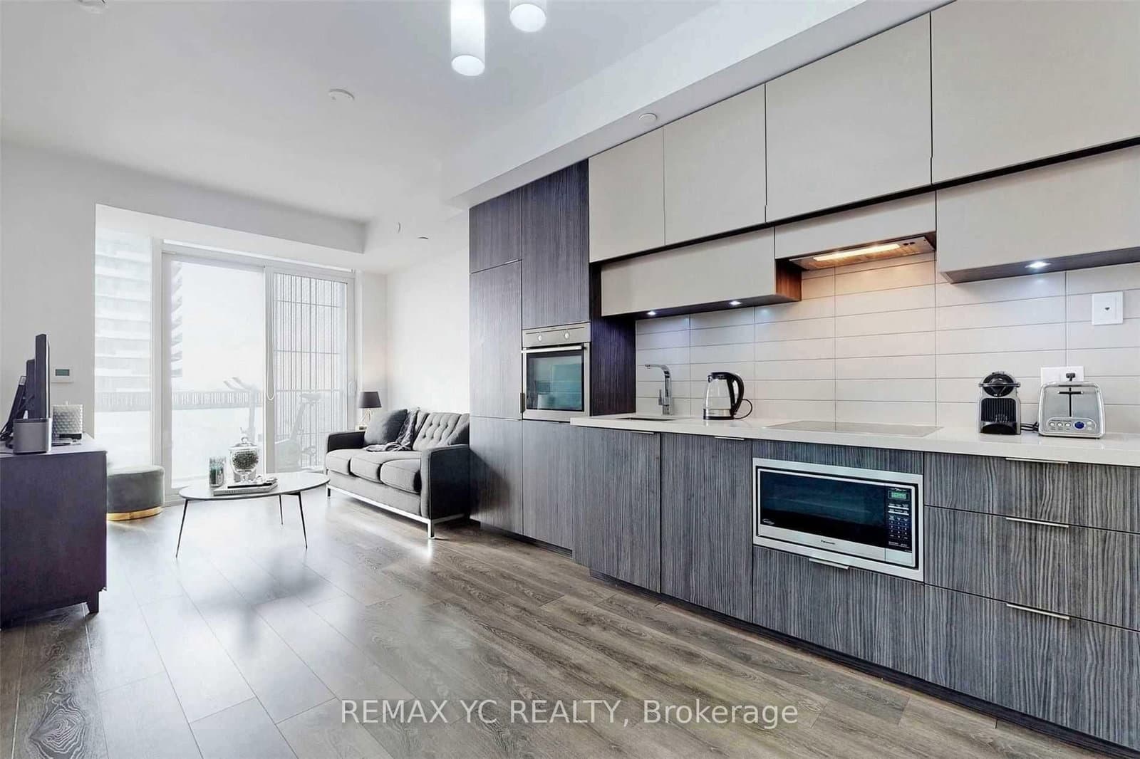 8 Eglinton Avenue E, Unit 2212 - Image 6