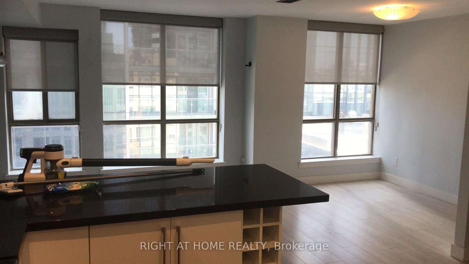 40 Scollard Street, Unit 1601 - Image 6