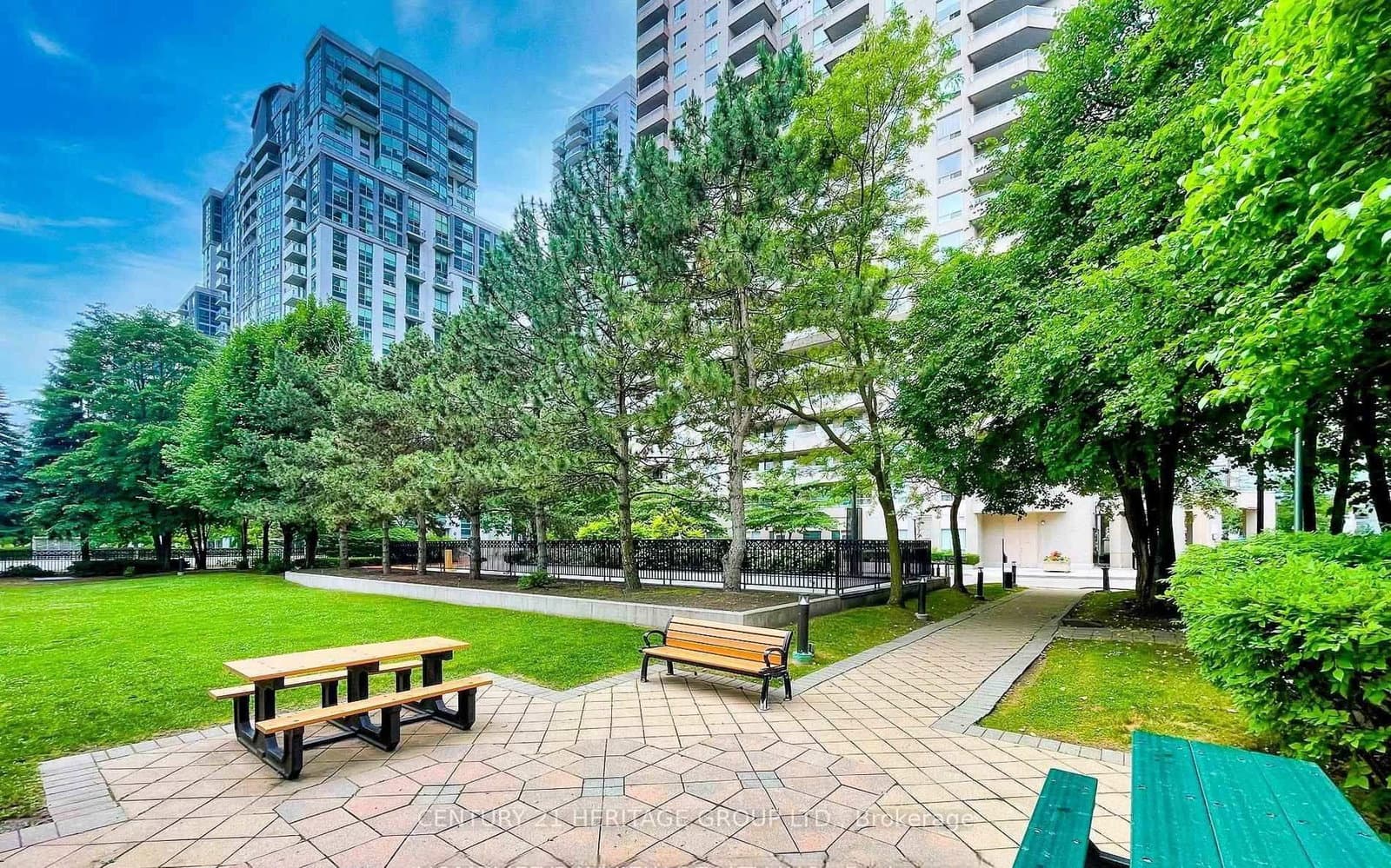 18 Hillcrest Avenue, Unit 1403 - Image 6