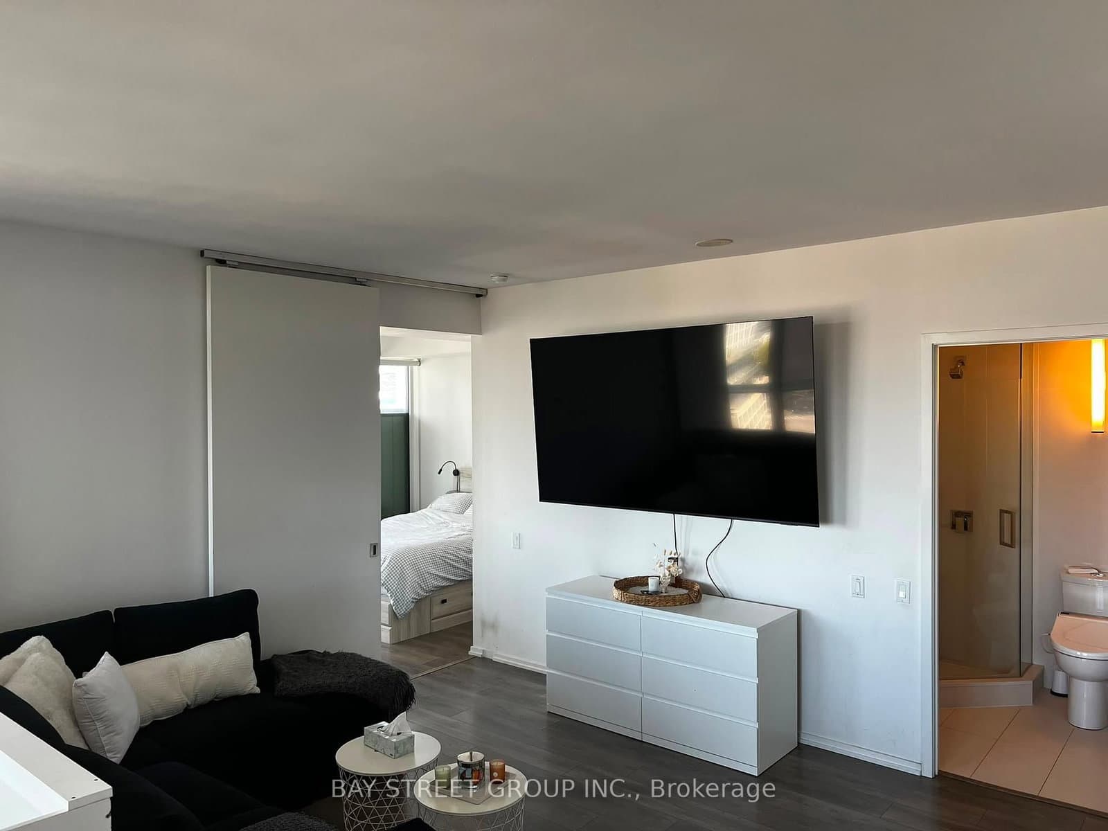 125 Peter Street, Unit 1202 - Image 5
