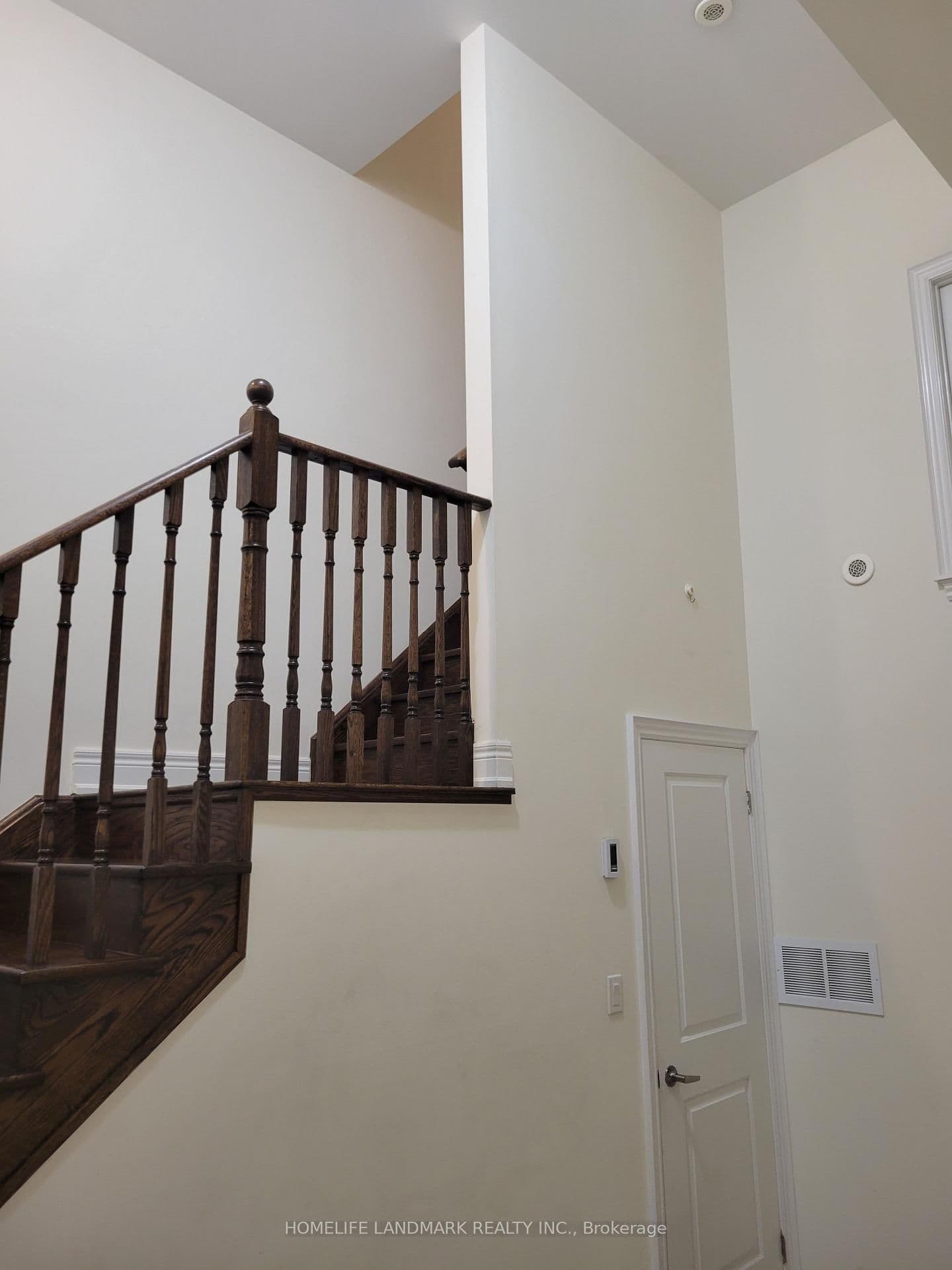 50 Hargrave Lane, Unit 4 - Image 5